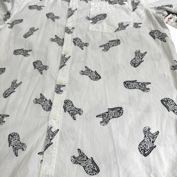 NWT JACKSON White And Black Cheetah Leopard Graphic Men's Poplin Button Up Sz L - Picture 4 of 15
